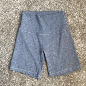 Gray lulu align shorts!